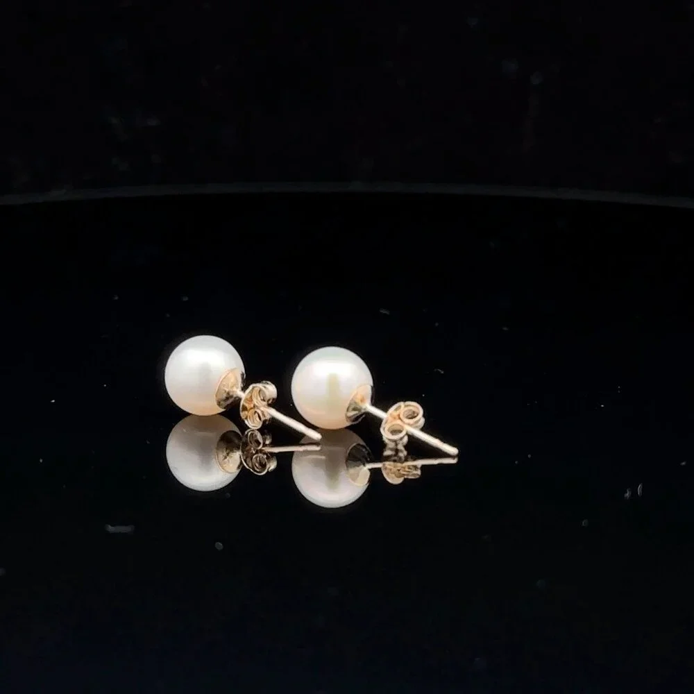 14K Gold Stud Earrings Freshwater Pearl 6.5mm - Picture 3 of 5